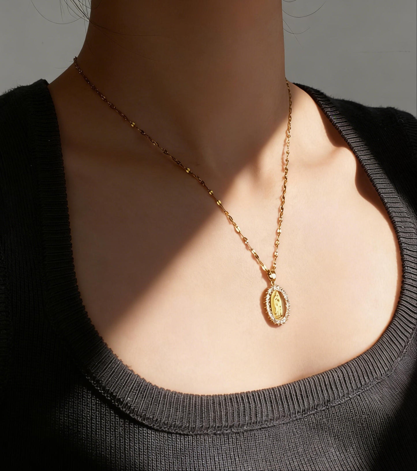 Virgin Mary Pendant Necklace – Gold Hip Hop Zirconia Charm