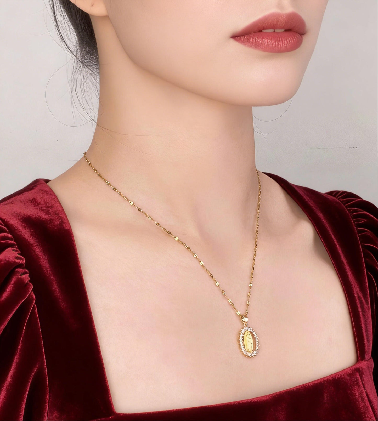Virgin Mary Pendant Necklace – Gold Hip Hop Zirconia Charm